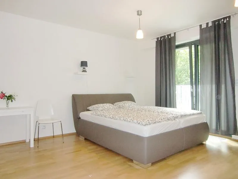 Apartment David Garden Towers Πράγα